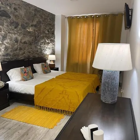 Apartment Esmeralda With Balcony 1